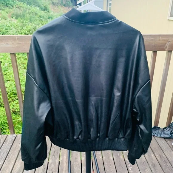 VIGOSS Faux Leather Bomber Jacket NWT - Picture 6 of 7